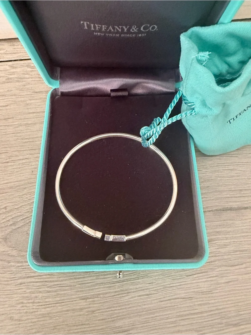 Tiffany & Co. Sterling Silver Hinged Bangle with Signature Blue Pouch